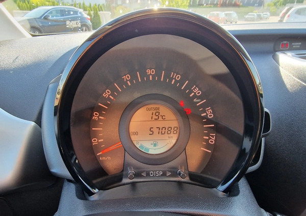 Peugeot 108 cena 24900 przebieg: 57088, rok produkcji 2015 z Koło małe 277